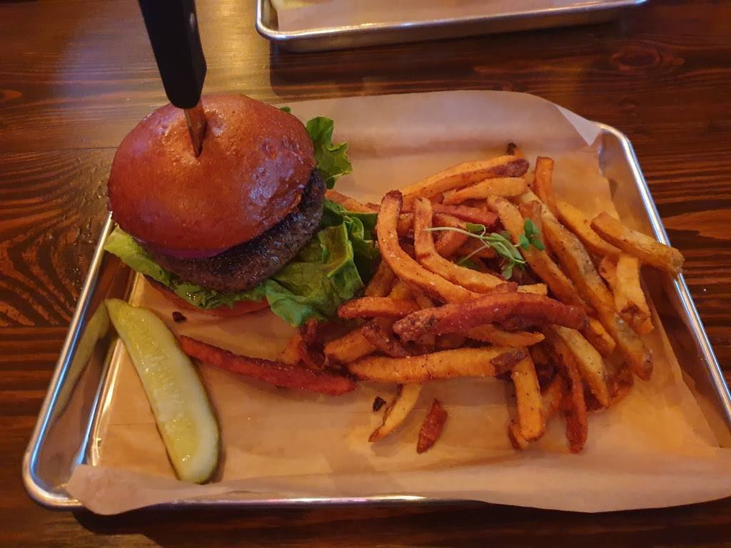 Brass Monkey | restaurant | 723 Congaree Rd, Greenville, SC 29607, USA | 8642033966 OR +1 864-203-3966