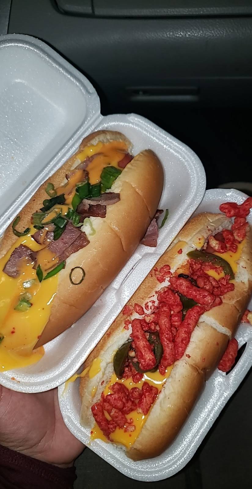 The Dog House Halal Grill hotdog stand | meal takeaway | 10450 Warren Ave, Dearborn, MI 48126, USA | 3132588825 OR +1 313-258-8825