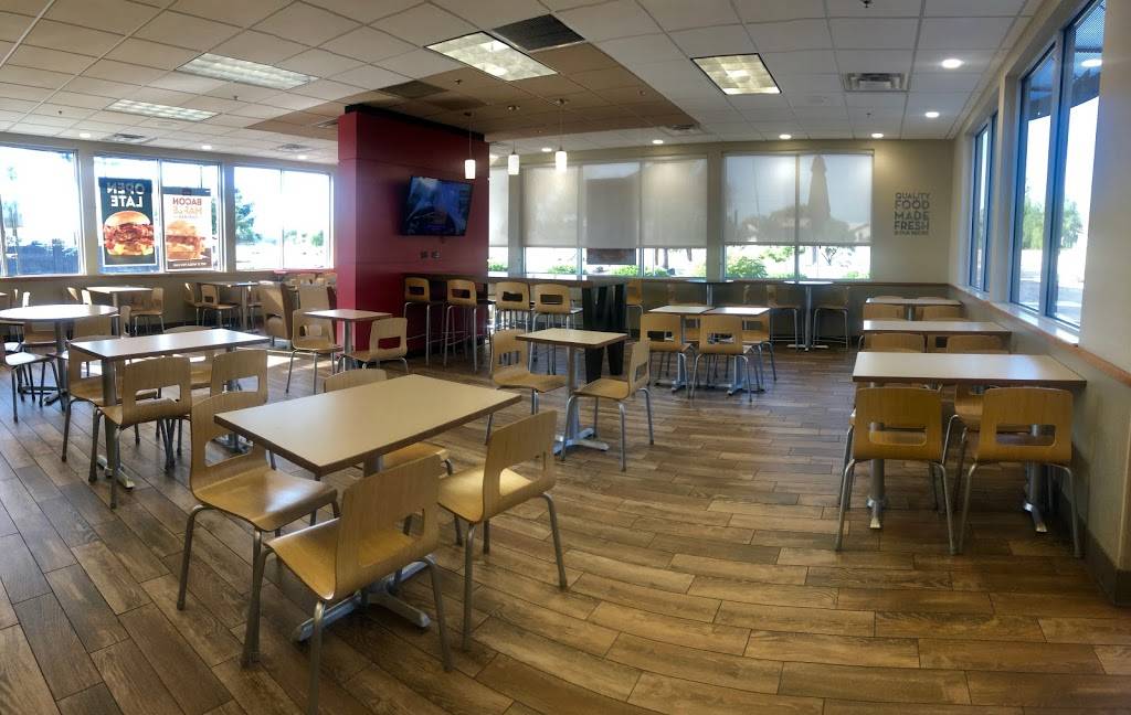 Wendys | restaurant | 929 N Arizona Ave, Gilbert, AZ 85233, USA | 4805580285 OR +1 480-558-0285
