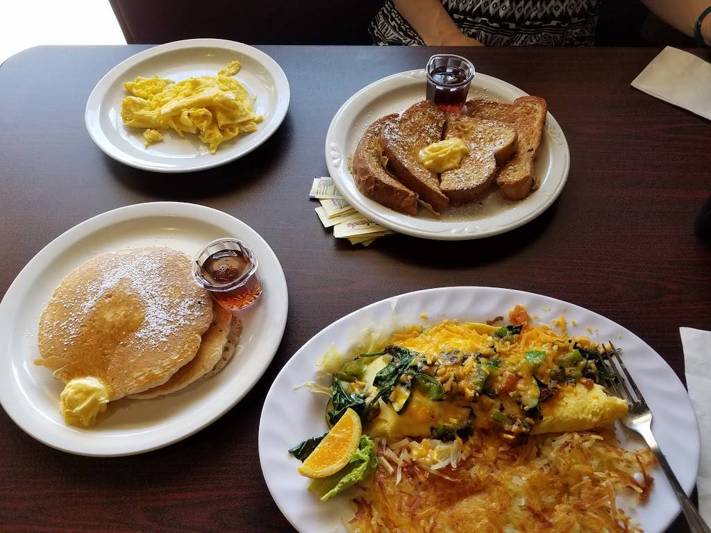 Country Skillets | restaurant | 1140 W Colony Rd STE 140, Ripon, CA 95366, USA | 2095999992 OR +1 209-599-9992