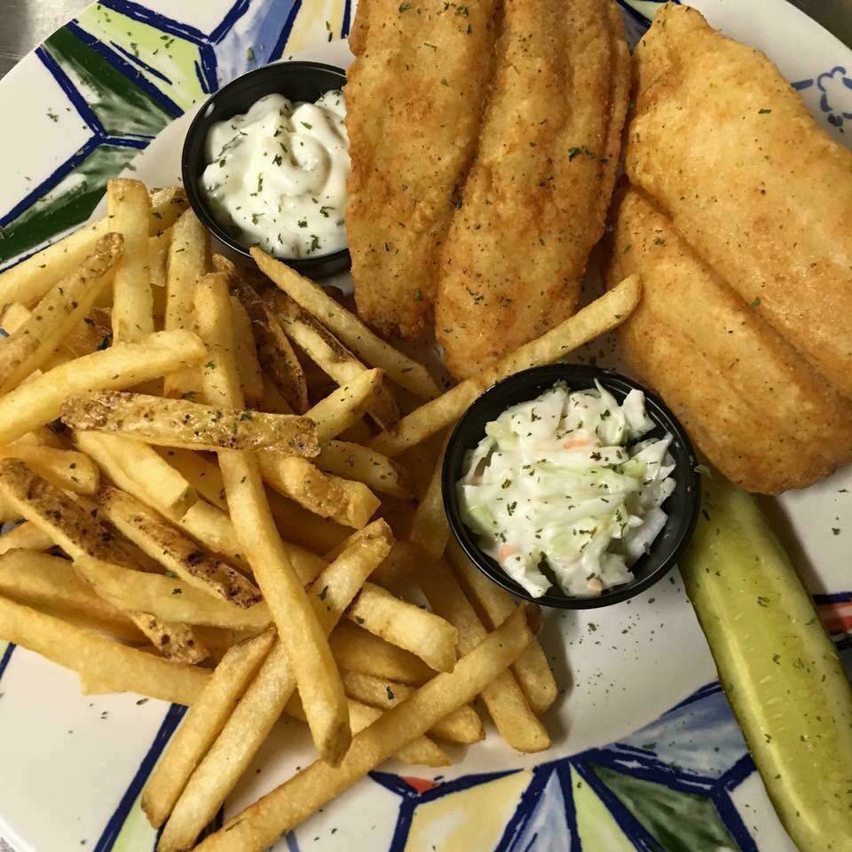 Dellwood Pavilion | restaurant | 1907 Deerborn Ln, Friendship, WI 53934, USA | 6083396106 OR +1 608-339-6106