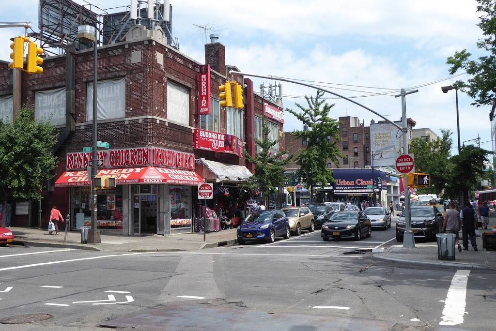 Kennedy Chicken | restaurant | 2463 Creston Ave, Bronx, NY 10468, USA | 3472698264 OR +1 347-269-8264