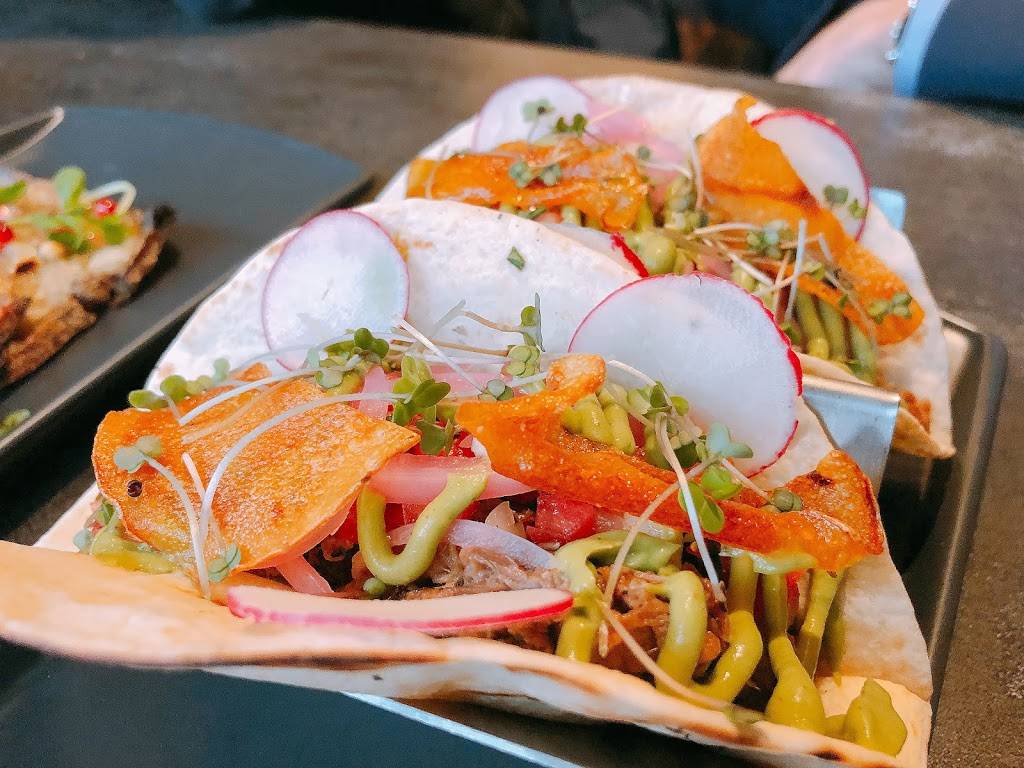 Prime on Avenue | restaurant | 1960 Avenue Rd, North York, ON M5M 4A4, Canada | 6473446099 OR +1 647-344-6099