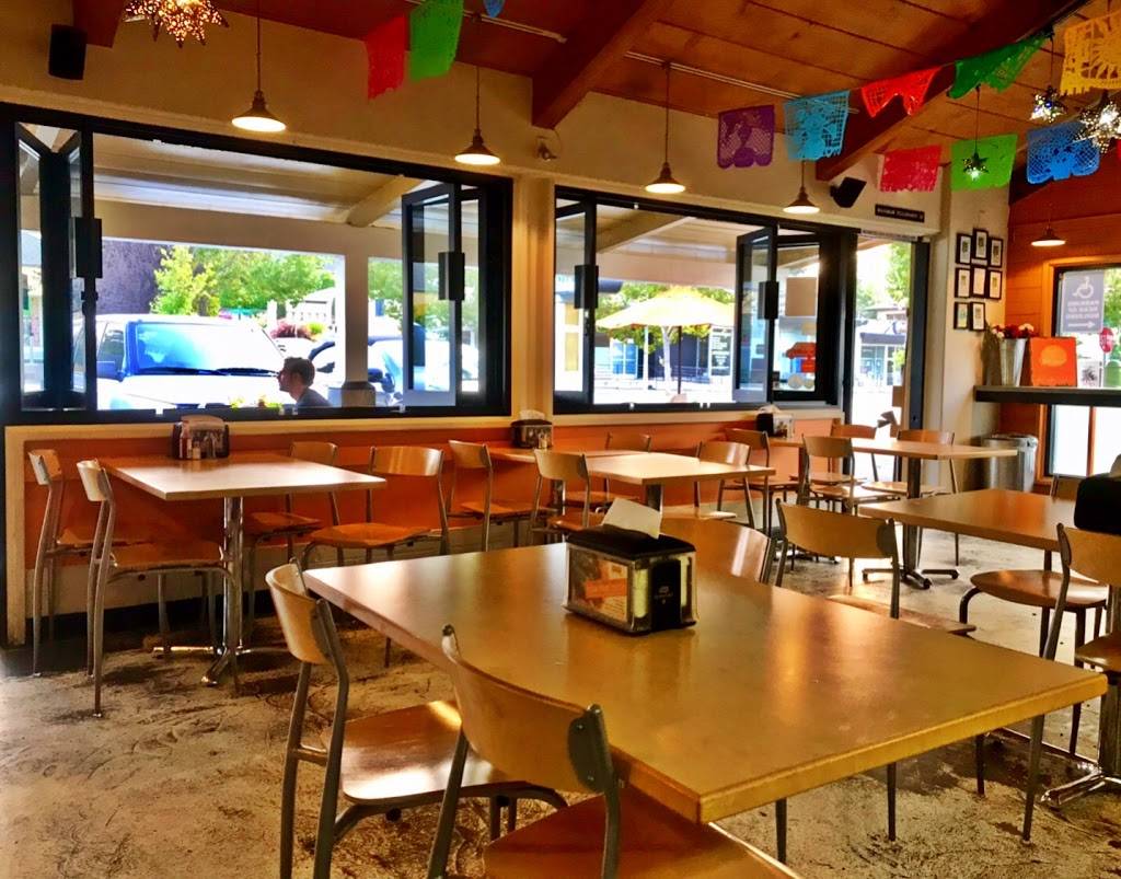 Lulus on the Alameda | restaurant | 3539 Alameda de las Pulgas, Menlo Park, CA 94025, USA | 6508548226 OR +1 650-854-8226