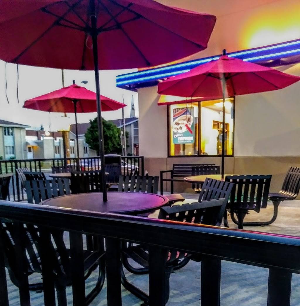 Dairy Queen Grill & Chill | restaurant | 2432 Niagara St, Niagara Falls, NY 14303, USA | 7162851873 OR +1 716-285-1873