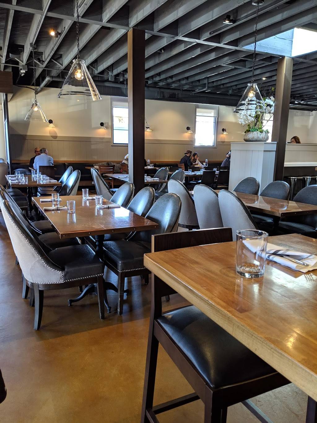 Foothill | restaurant | 2835 E Foothill Blvd, Pasadena, CA 91107, USA | 6264492337 OR +1 626-449-2337