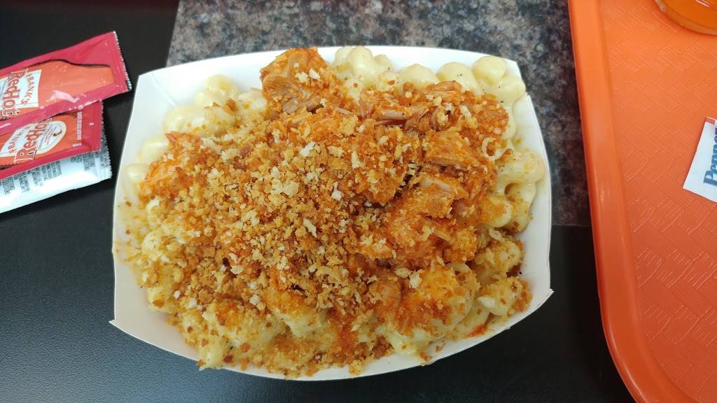 Macarollin | restaurant | 7979 Pittsford Victor Rd #117, Victor, NY 14564, USA | 5852614655 OR +1 585-261-4655