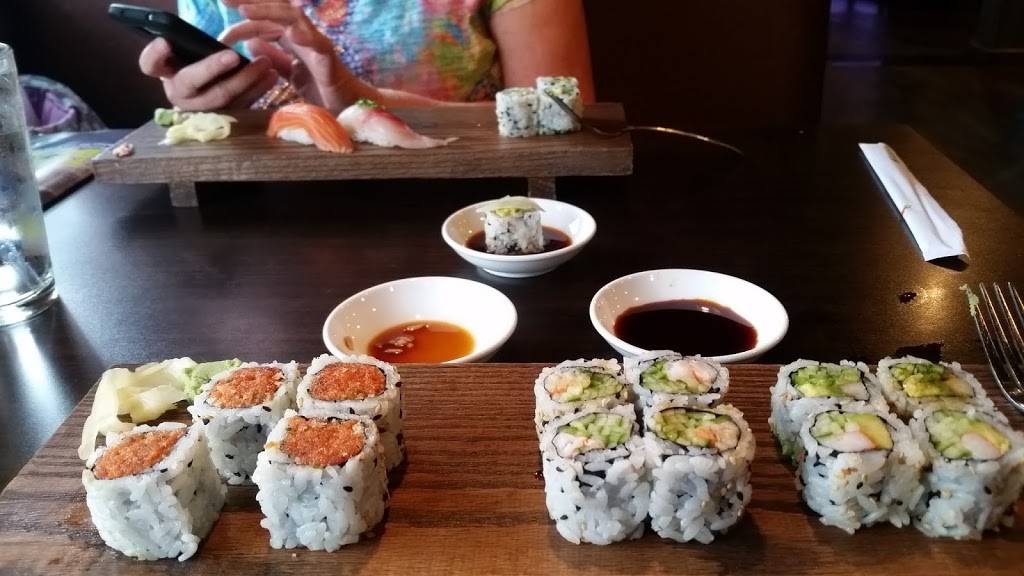 Kabuki Asian Sushi | restaurant | 91 Old Tower Hill Rd, Wakefield, RI 02879, USA | 4017880777 OR +1 401-788-0777