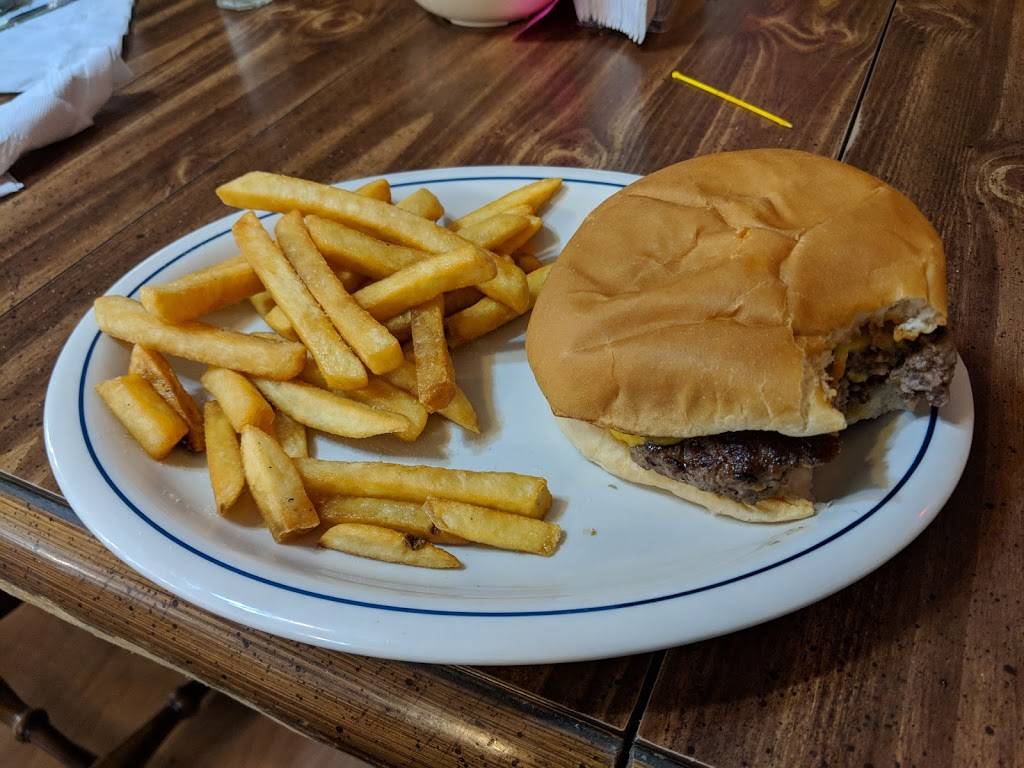 Carols Corner Stone Cafe | restaurant | 301 E Main St, Greenfield, IN 46140, USA | 3174679014 OR +1 317-467-9014