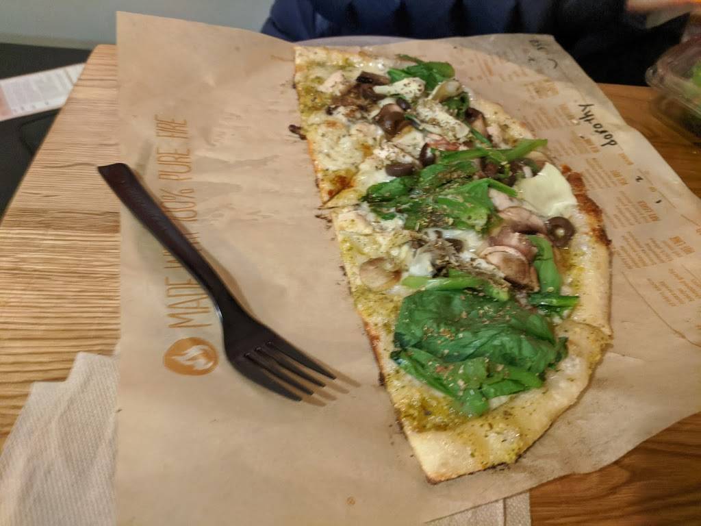 Blaze Pizza | meal takeaway | 4247-14 Rosewood Dr, Pleasanton, CA 94588, USA | 9252333323 OR +1 925-233-3323