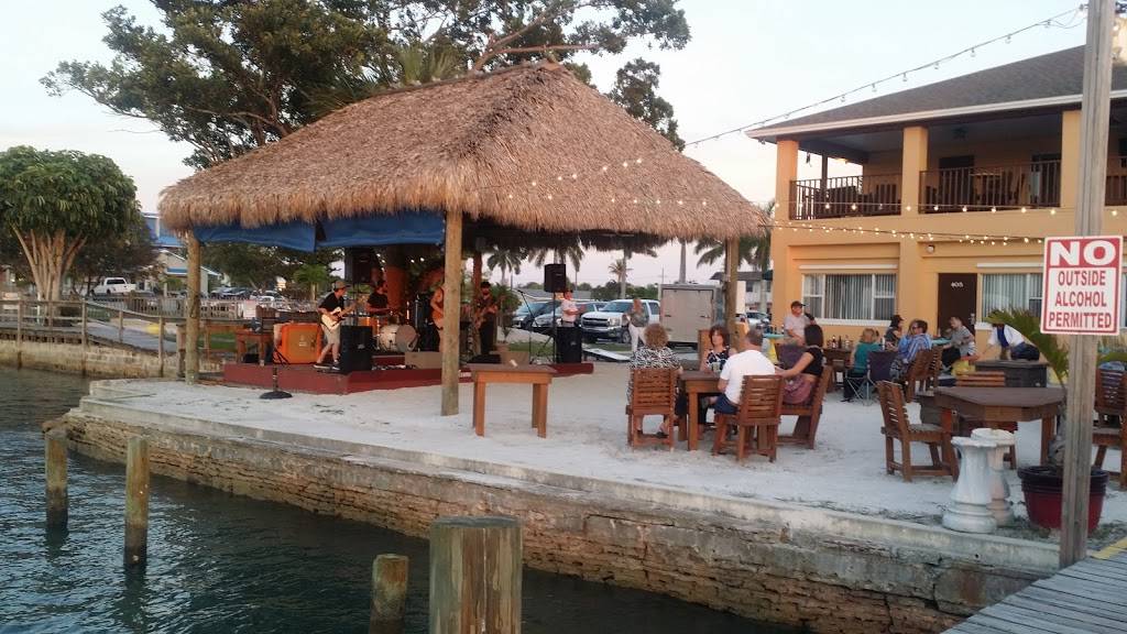 On The Edge Bar & Grill | restaurant | 1136 Seaway Dr, Fort Pierce, FL 34949, USA | 7728829729 OR +1 772-882-9729