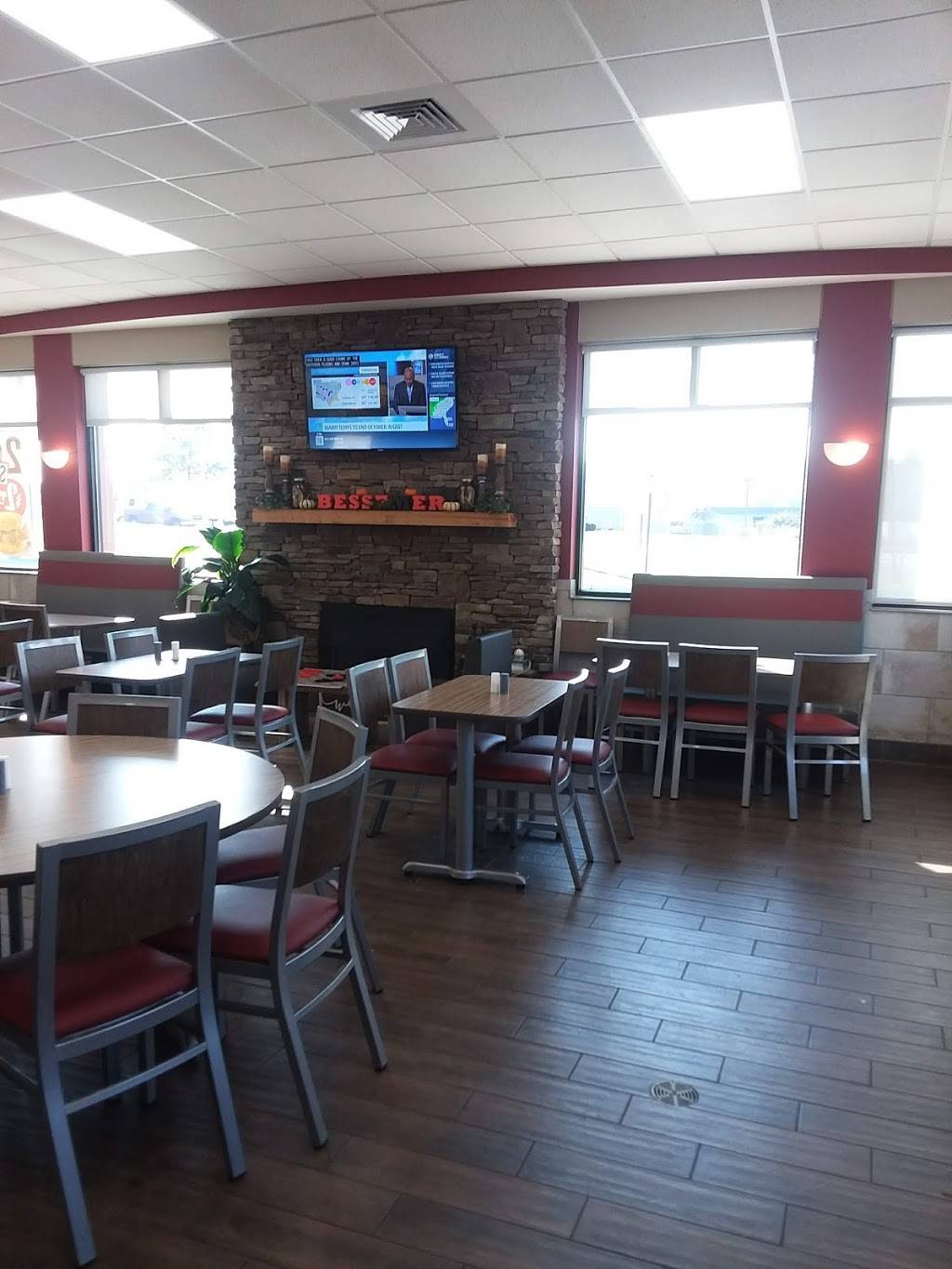 Jacks | restaurant | 2575 Morgan Rd, Bessemer, AL 35022, USA | 2058811572 OR +1 205-881-1572