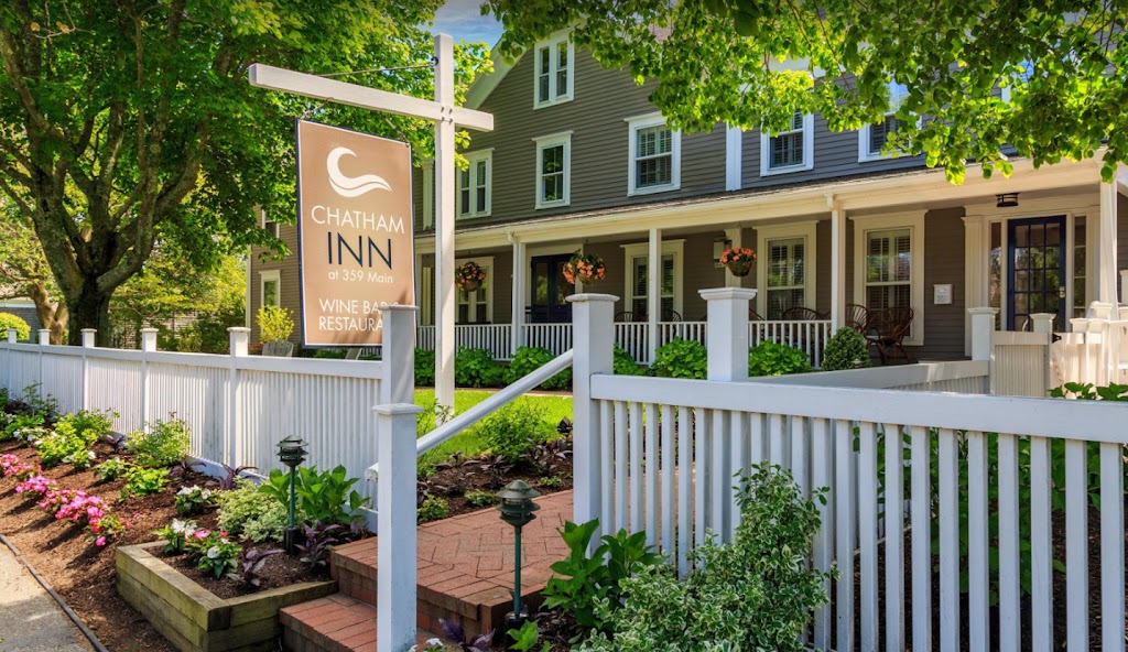 Chatham Inn | restaurant | 359 Main St, Chatham, MA 02633, USA | 5089459232 OR +1 508-945-9232
