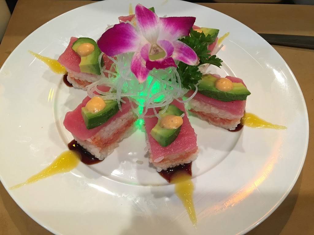 Ryu Gin | restaurant | 20111 US-19, Cranberry Twp, PA 16066, USA | 7245918750 OR +1 724-591-8750