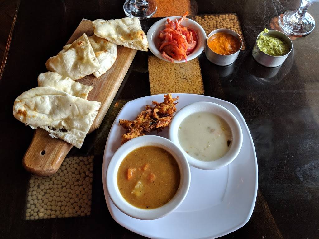 Taaza Bistro Greensboro | restaurant | 1216 Bridford Pkwy M, Greensboro, NC 27407, USA | 3362857878 OR +1 336-285-7878