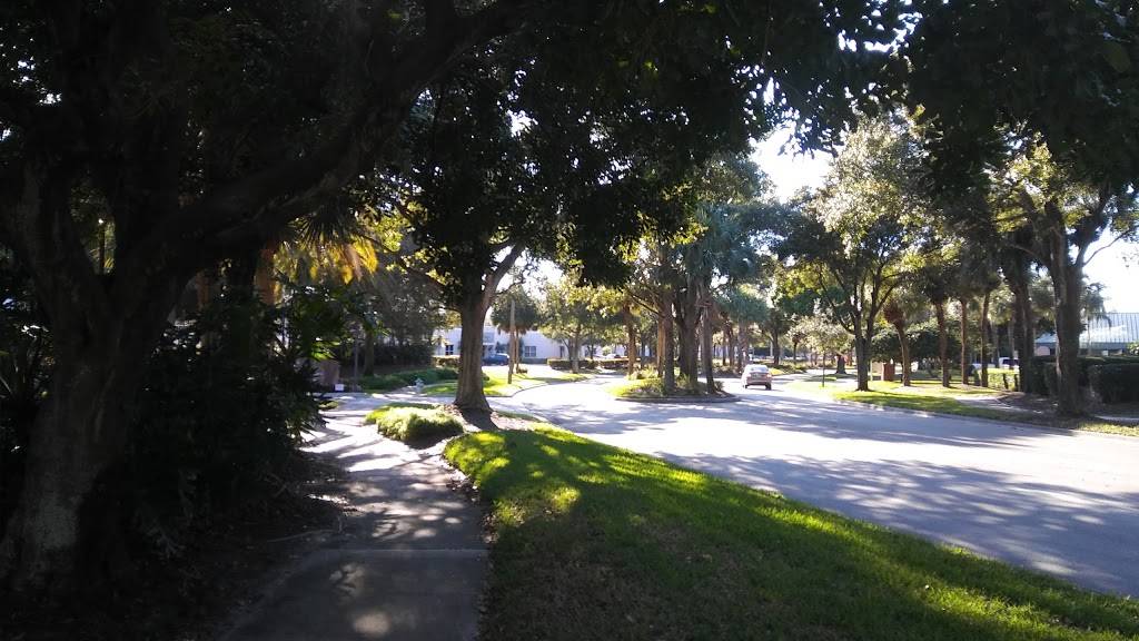 RaceTrac | bakery | 2995 45th St, West Palm Beach, FL 33407, USA | 5614711155 OR +1 561-471-1155