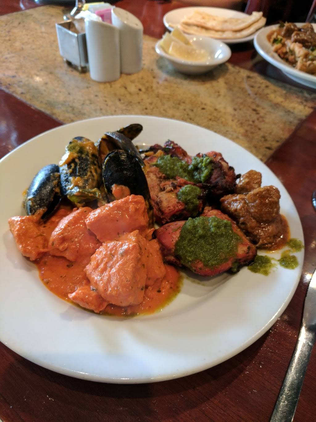 North Hills | shopping mall | 4815 W Braker Ln, Austin, TX 78759, USA | 7135993500 OR +1 713-599-3500