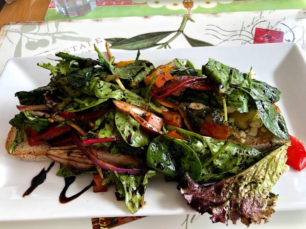 Côté France French Bistro | restaurant | 218 Tampa Ave W, Venice, FL 34285, USA | 9412207189 OR +1 941-220-7189