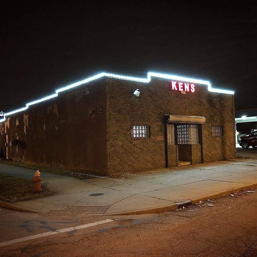 Ken’s Lounge | restaurant | 1701 Lagrange St, Toledo, OH 43608, USA | 4197879728 OR +1 419-787-9728