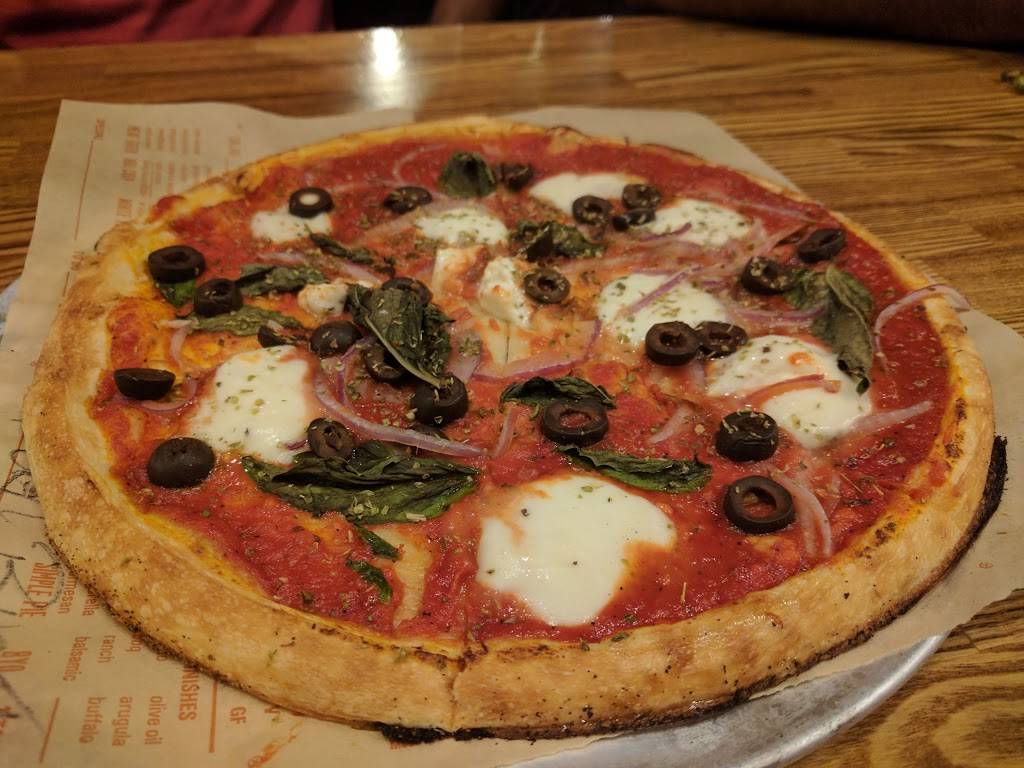 Blaze Pizza | meal takeaway | 112 S Main St, Royal Oak, MI 48067, USA | 2482780918 OR +1 248-278-0918