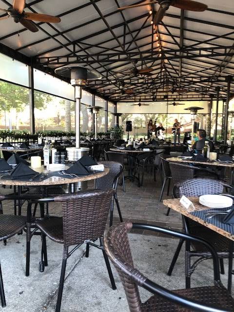 Dominicks Restaurant | restaurant | 1301 Winter Springs Blvd, Winter Springs, FL 32708, USA | 4073663375 OR +1 407-366-3375