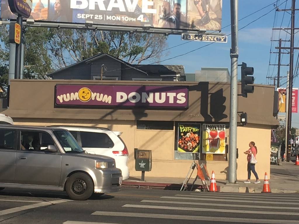 Yum Yum Donuts | cafe | 700 Vine St, Los Angeles, CA 90038, USA | 3234676773 OR +1 323-467-6773