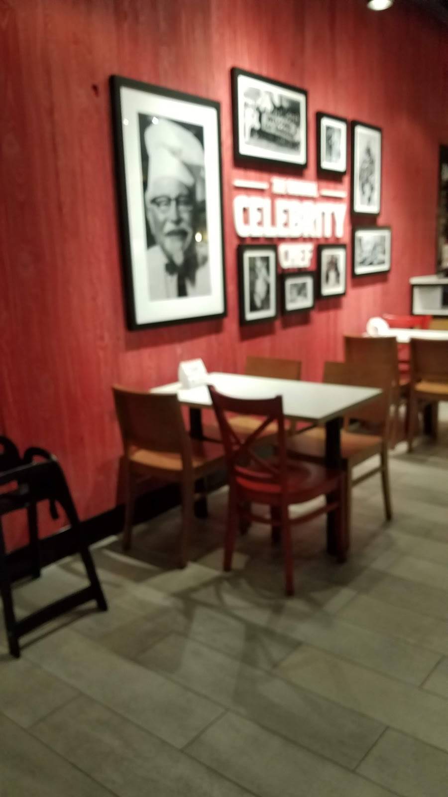 KFC | restaurant | 2945 Breckenridge Ln, Louisville, KY 40220, USA | 5024590389 OR +1 502-459-0389