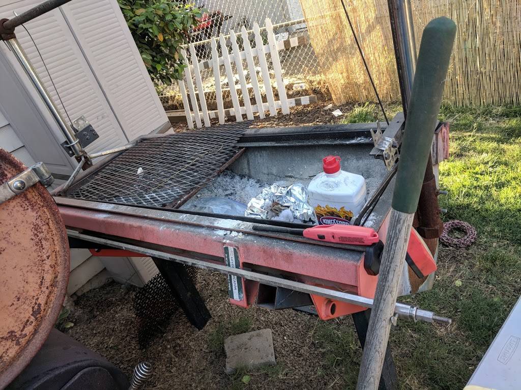 Jack in the Box | restaurant | 419 W Lodi Ave, Lodi, CA 95240, USA | 2093694590 OR +1 209-369-4590