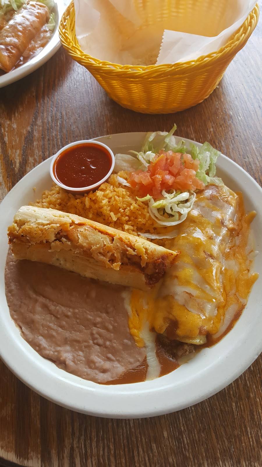 La Fuente Restaurant | restaurant | 4571, 9155 W Bluemound Rd, Milwaukee, WI 53226, USA | 4147719900 OR +1 414-771-9900