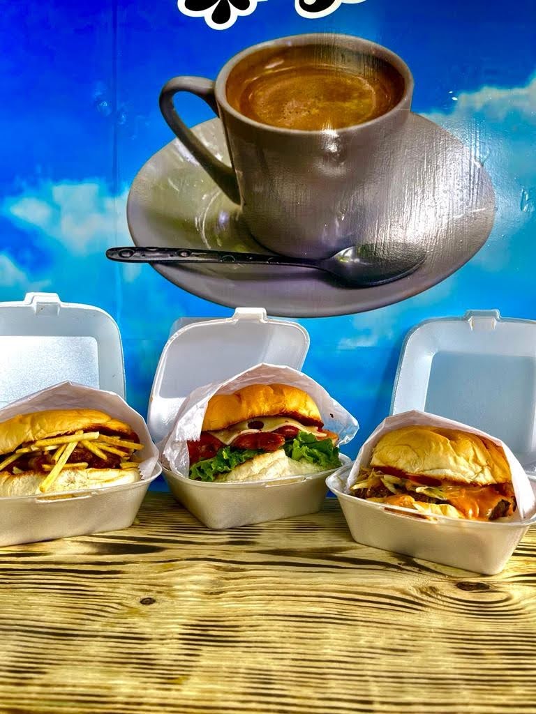 Roxis Caribbean flavor | restaurant | 5406 N 56th St, Tampa, FL 33610, USA | 8139277708 OR +1 813-927-7708