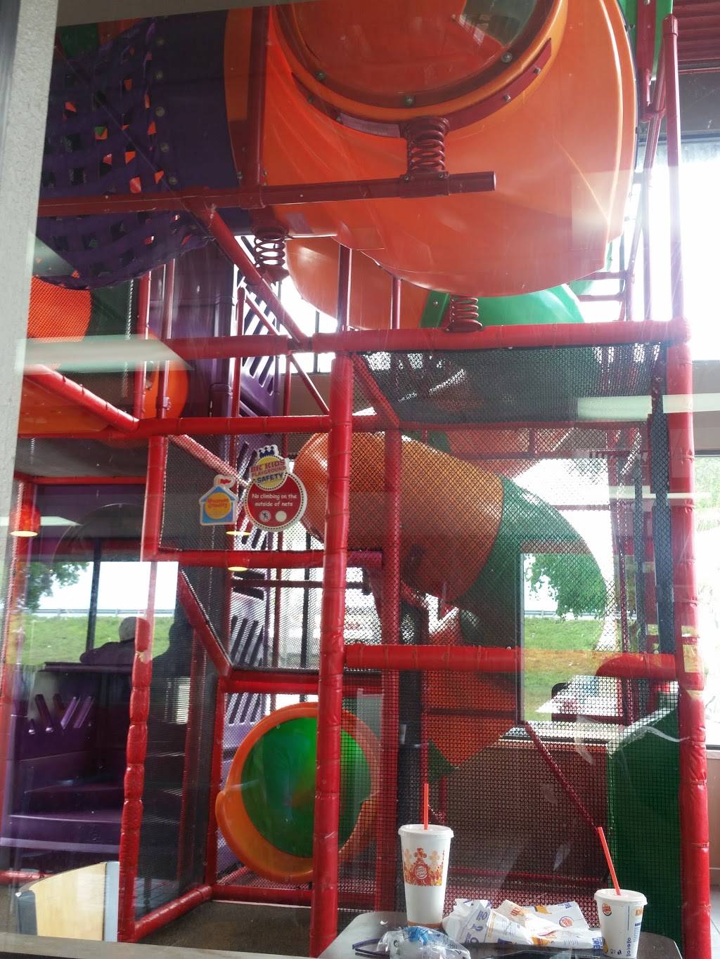 Burger King | restaurant | 16700 NW 67th Ave, Miami Gardens, FL 33015, USA | 3055565580 OR +1 305-556-5580