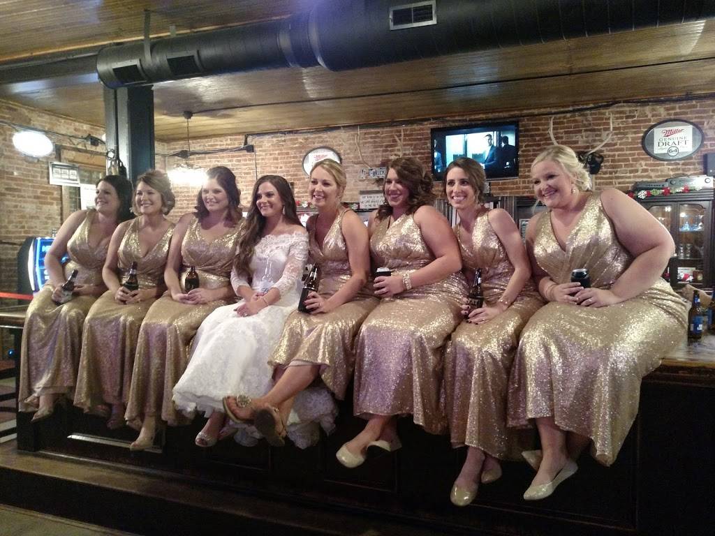 The Brickhouse Bar & Grill | restaurant | 866 Sparta St, St Libory, IL 62282, USA | 6187684488 OR +1 618-768-4488