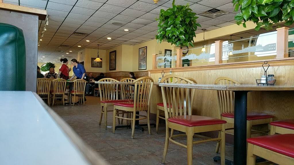 Avanti Ristorante | restaurant | 4711 N Rockwood Dr, Peoria, IL 61615, USA | 3096886565 OR +1 309-688-6565