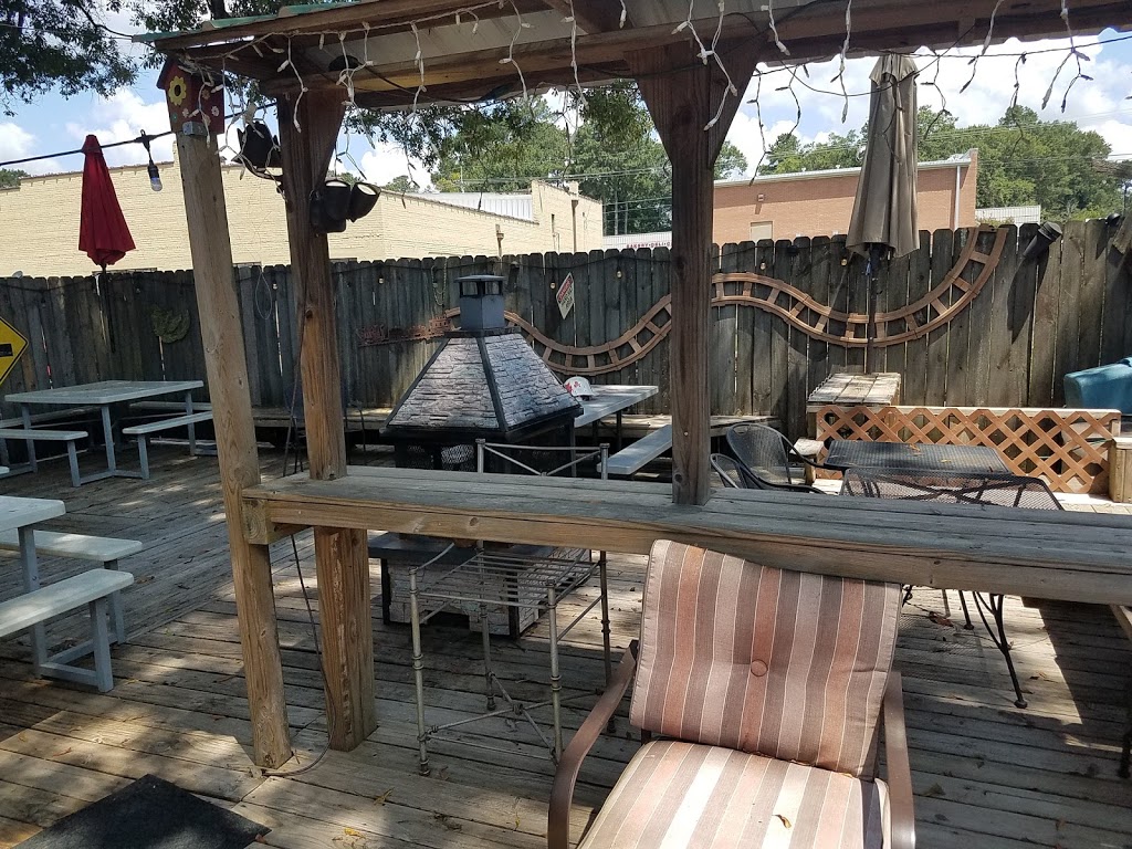 CrawBillys On The Tracks | restaurant | 109 1st St, Pelahatchie, MS 39145, USA | 6013169801 OR +1 601-316-9801