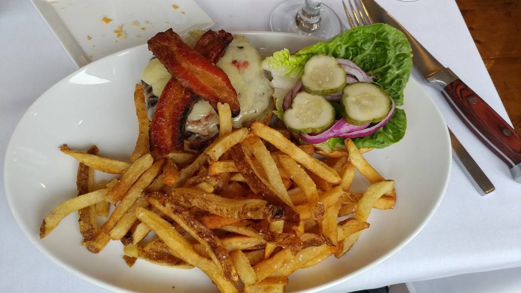 Sturbridge Porterhouse | restaurant | 407 Main St, Sturbridge, MA 01566, USA | 5083472700 OR +1 508-347-2700