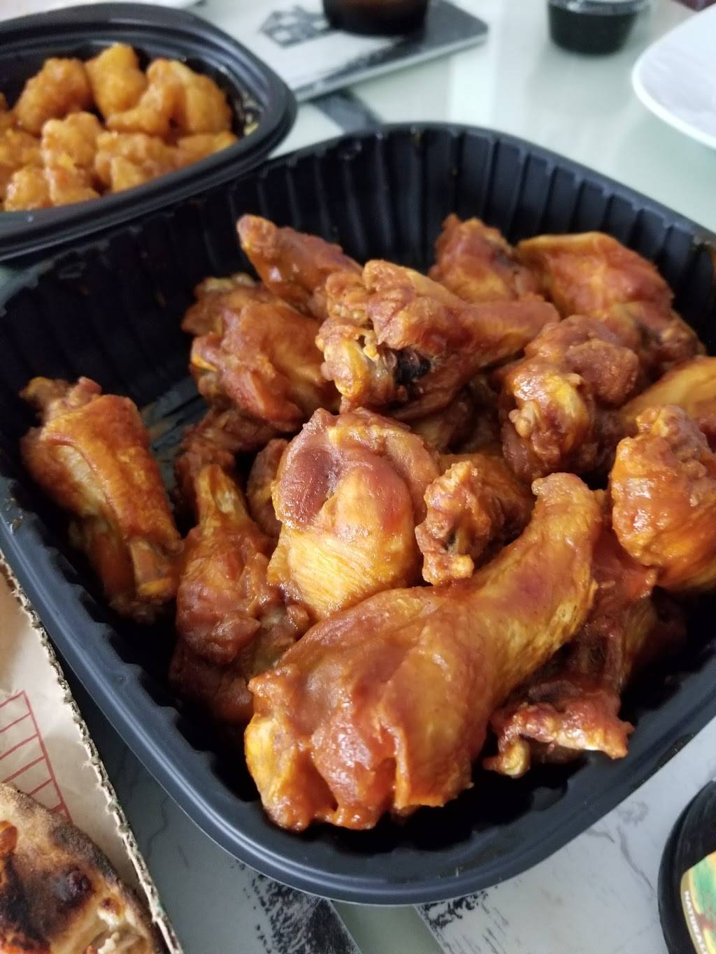 Hurricane Grill & Wings | restaurant | 12547 Bartram Park Blvd #205, Jacksonville, FL 32258, USA | 9045033311 OR +1 904-503-3311