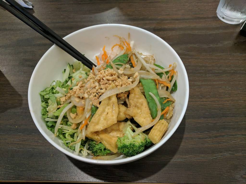 Nam Wah Chinese & Vietnamese Cuisine | restaurant | 392 W Bagley Rd, Berea, OH 44017, USA | 4402438181 OR +1 440-243-8181