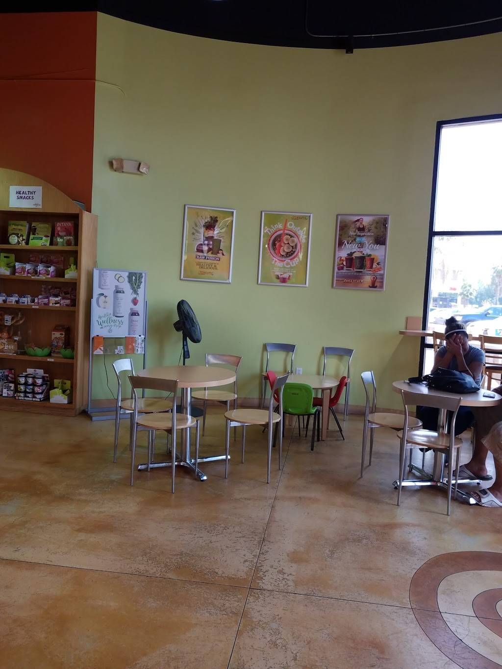 Juice It Up! | restaurant | 5244 University Pkwy A, San Bernardino, CA 92407, USA | 9098877273 OR +1 909-887-7273