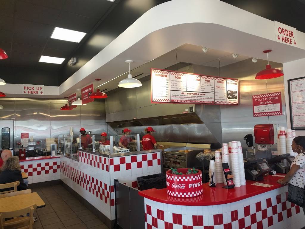 Five Guys | meal takeaway | 4989 S Broadway, Englewood, CO 80113, USA | 3038061111 OR +1 303-806-1111