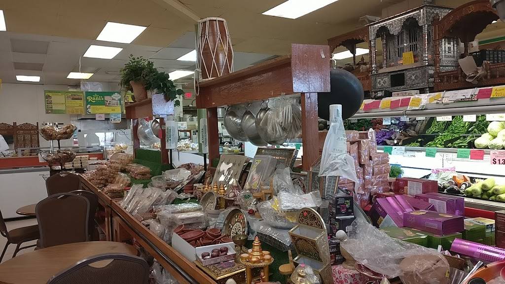 Ranis World Foods | restaurant | 4505 W Sahara Ave, Las Vegas, NV 89102, USA | 7025227744 OR +1 702-522-7744