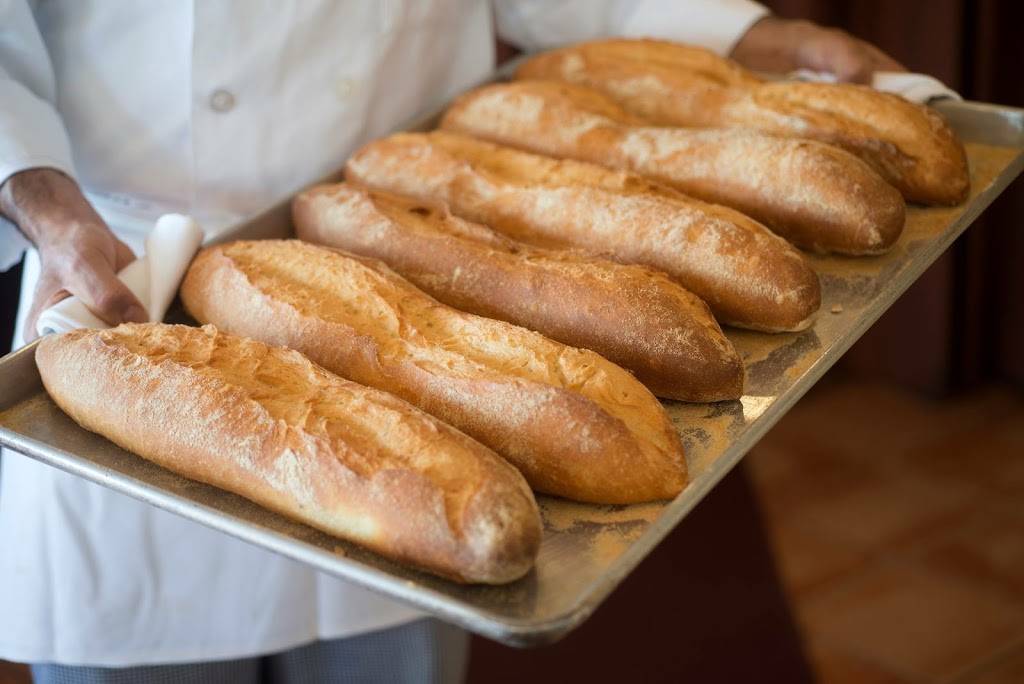 Caffé Mezza Luna | cafe | 240 Capistrano Rd, Half Moon Bay, CA 94019, USA | 6505600137 OR +1 650-560-0137