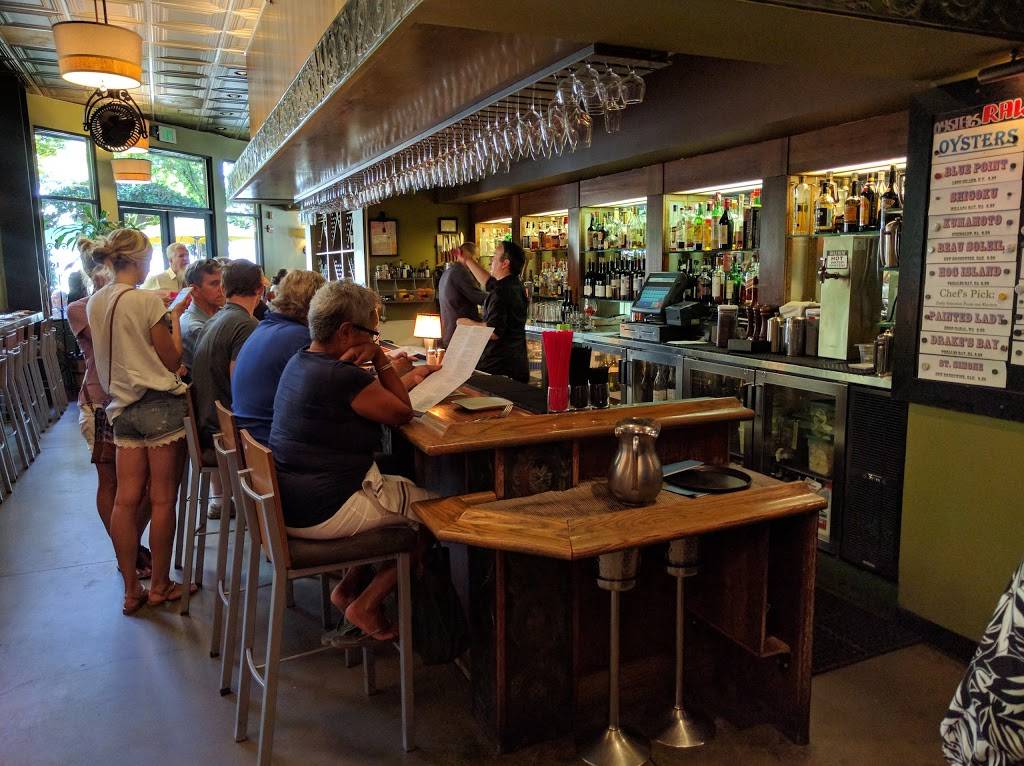 Willis | Seafood & Raw Bar | restaurant | 403 Healdsburg Ave, Healdsburg, CA 95448, USA | 7074339191 OR +1 707-433-9191