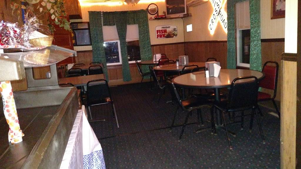 Trackside | restaurant | W2453 Oak St, Ashippun, WI 53003, USA | 9204747377 OR +1 920-474-7377