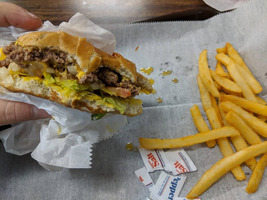 What-A-Burger | restaurant | 1901 Advantage Dr, Prince George, VA 23875, USA | 8048632233 OR +1 804-863-2233