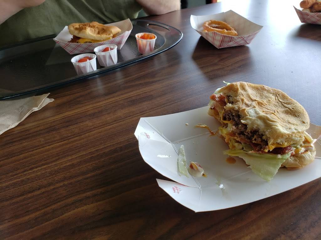 Bud & Cheryls Ice Cream Shoppe | restaurant | 3435 Alum Springs Rd, Danville, KY 40422, USA | 8594949866 OR +1 859-494-9866