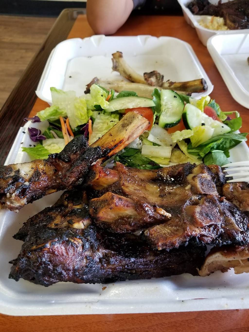 Matiki Island Barbeque | restaurant | 3070 W Lincoln Ave Q, Anaheim, CA 92801, USA | 7148215228 OR +1 714-821-5228