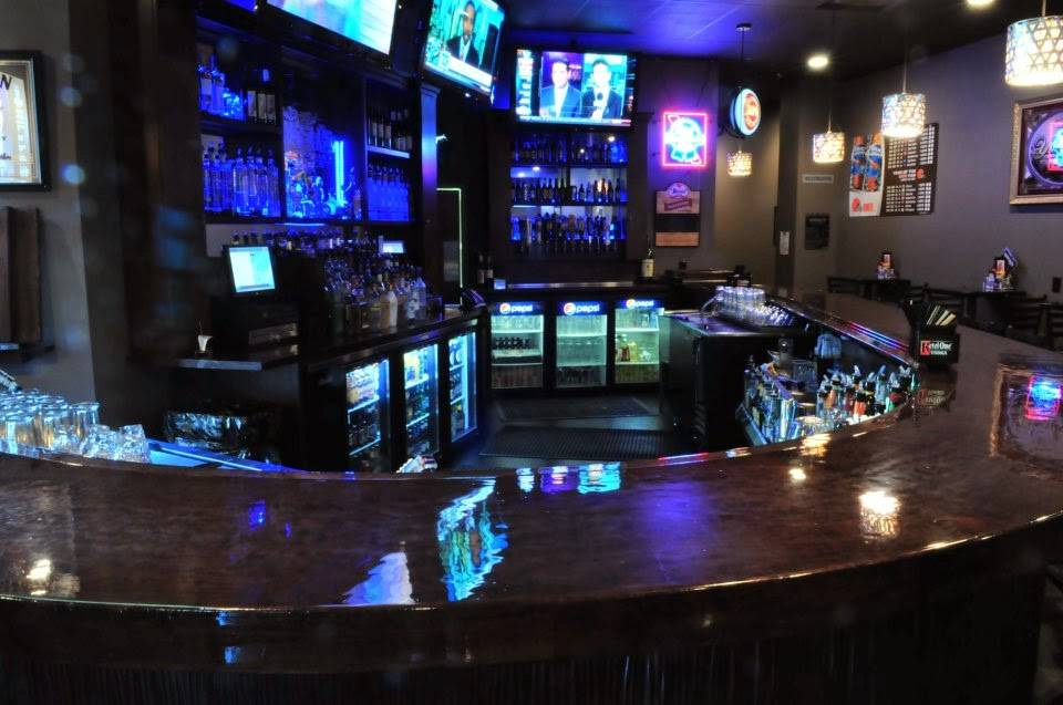 Sassys Bar and Grille | restaurant | 10755 Ravenna Rd, Twinsburg, OH 44087, USA | 3309986529 OR +1 330-998-6529