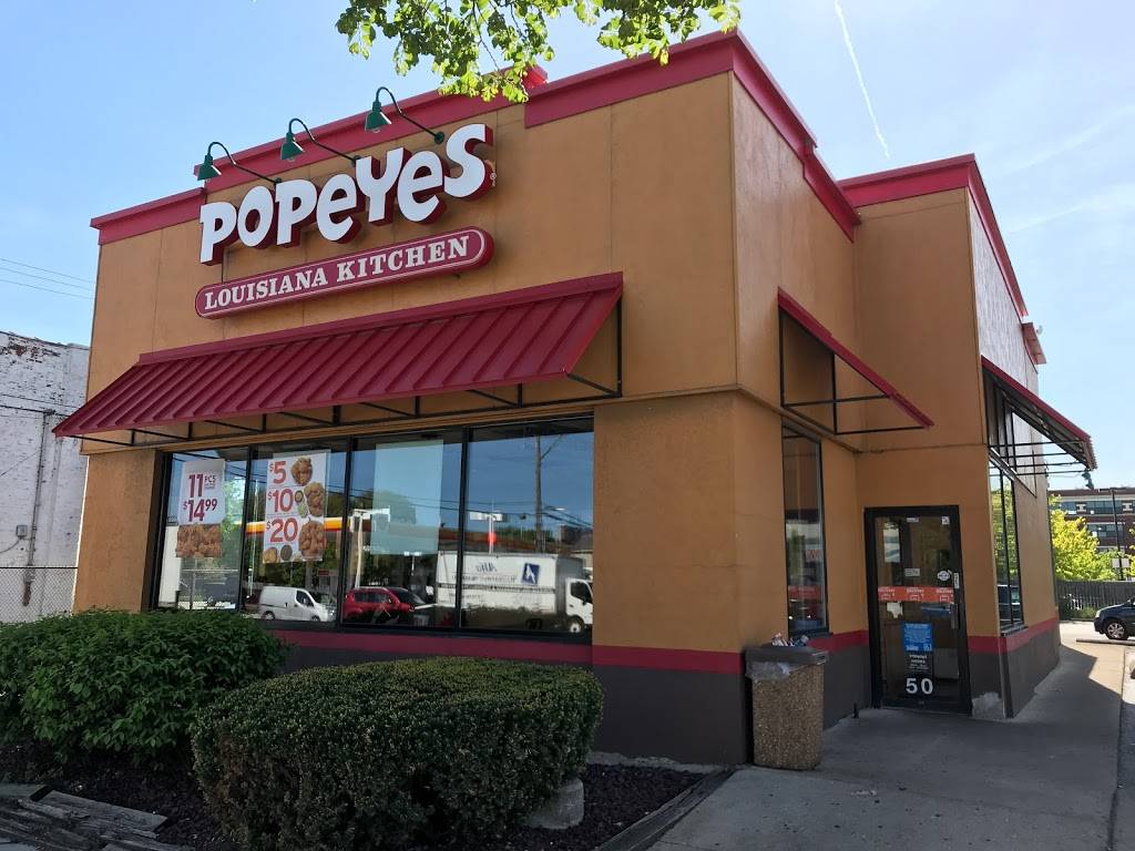 Popeyes Louisiana Kitchen | restaurant | 50 N Western Ave, Chicago, IL 60612, USA | 3128292595 OR +1 312-829-2595