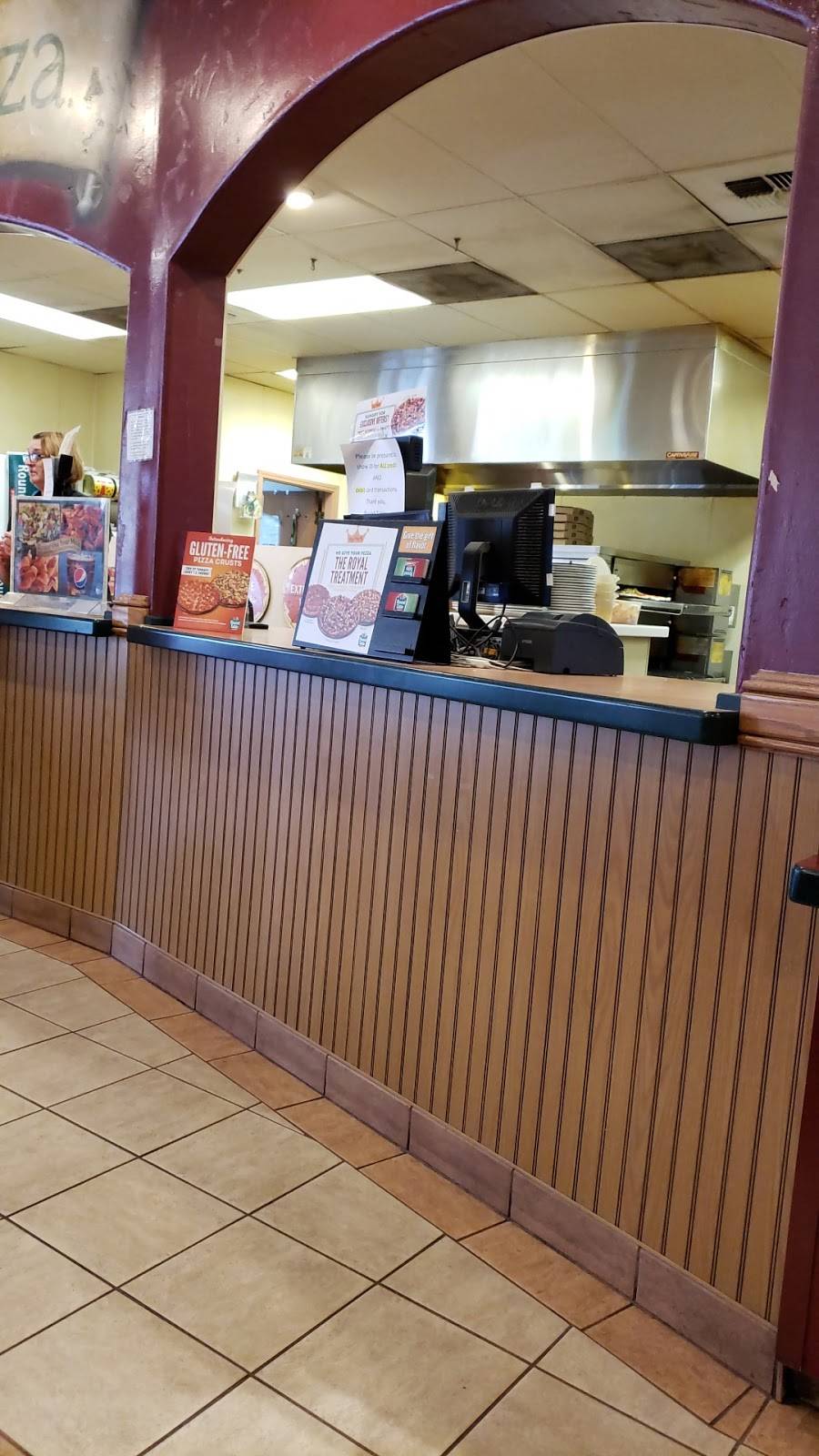 Round Table Pizza | meal delivery | 202 9th St, Marysville, CA 95901, USA | 5307401112 OR +1 530-740-1112