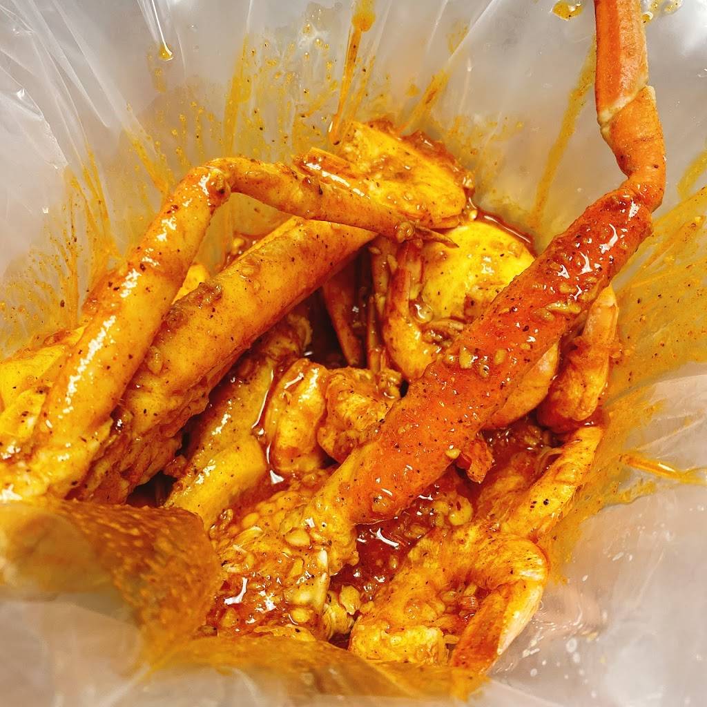 Juicy Seafood | restaurant | 2355 Madison St, Clarksville, TN 37043, USA | 9318962628 OR +1 931-896-2628